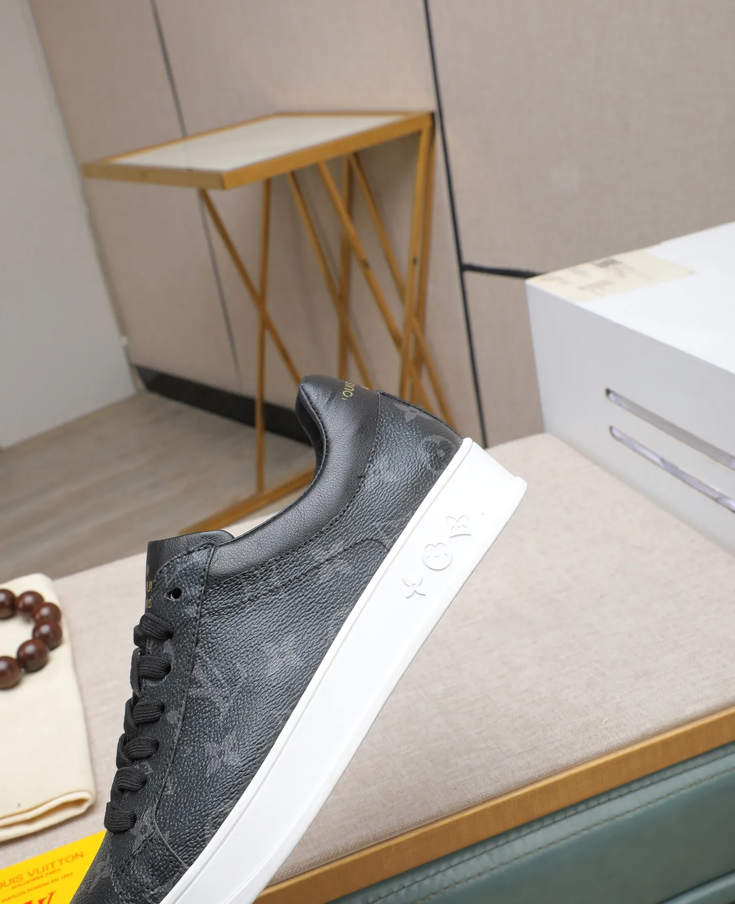 Men's shoes 💰420 📛📛(Niuli) high-end [LOUIS VUITTON】Louis Vuitton official website synchronizes new products👟Milan fashion catwalk style🇰🇾🇰🇾LV house logo, celebrity style, a must-have for fashionistas⚠️First-layer calfskin➕Cowhide lining➕Official website original original outsole👞Number 38-44